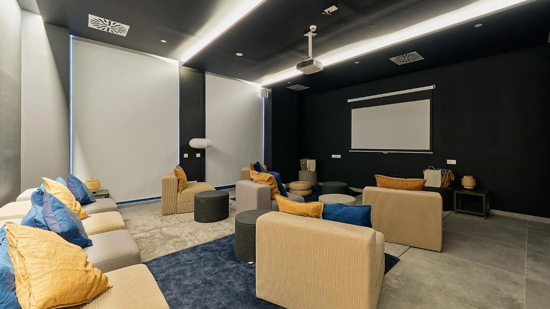Apartment Maser Urban Sky Málaga